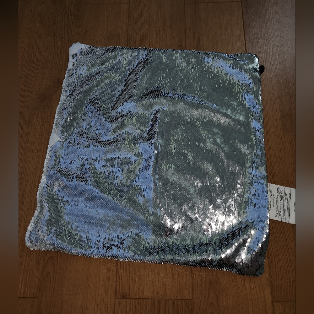 REVERSIBLE sequin pillow cover